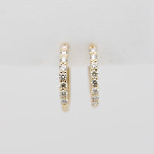 Cargar imagen en el visor de la galería, Arracadas en oro amarillo 14k con diamantes.