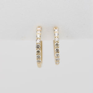 Arracadas en oro amarillo 14k con diamantes.