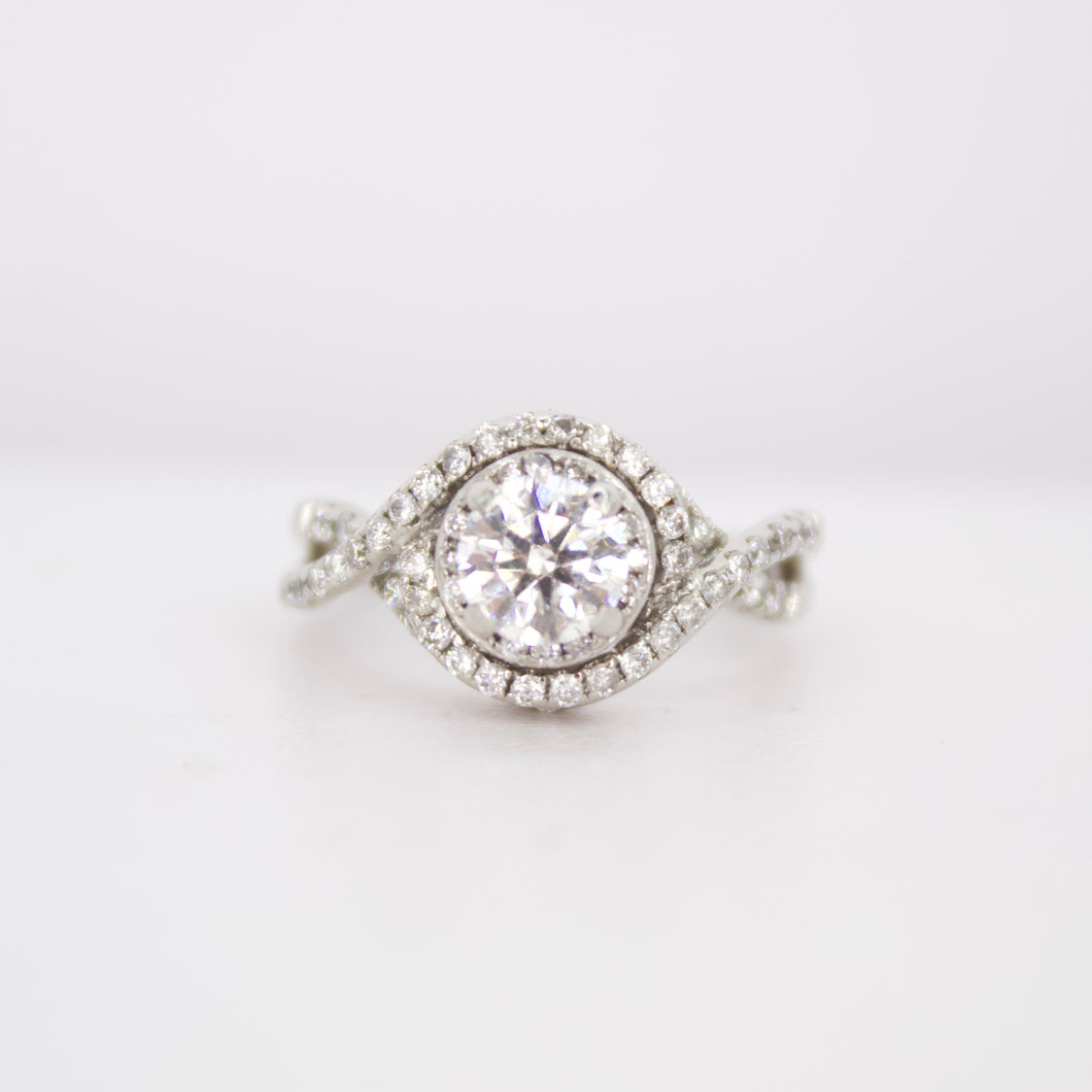 Anillo de compromiso en oro blanco 14k con diamantes