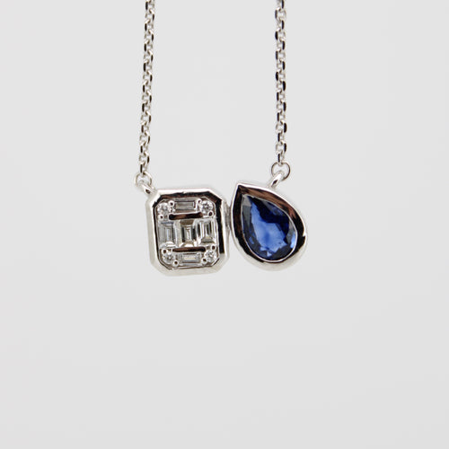 Gargantilla en oro blanco 14k con zafiro y diamantes.