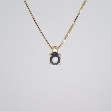 Cargar imagen en el visor de la galería, Juego en oro amarillo 14k con zafiro y zirconias.