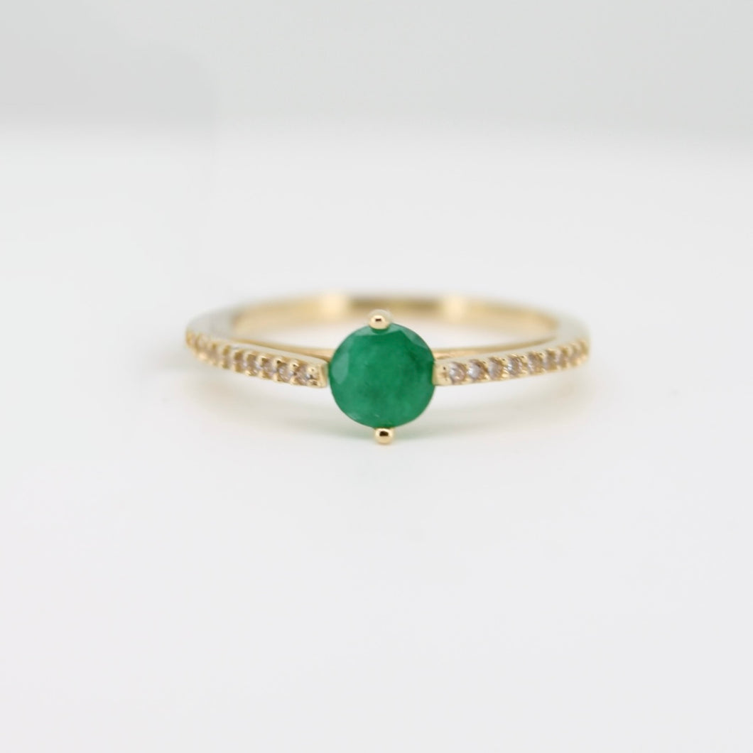 Anillo oro amarillo 14k con Esmeralda y zirconias