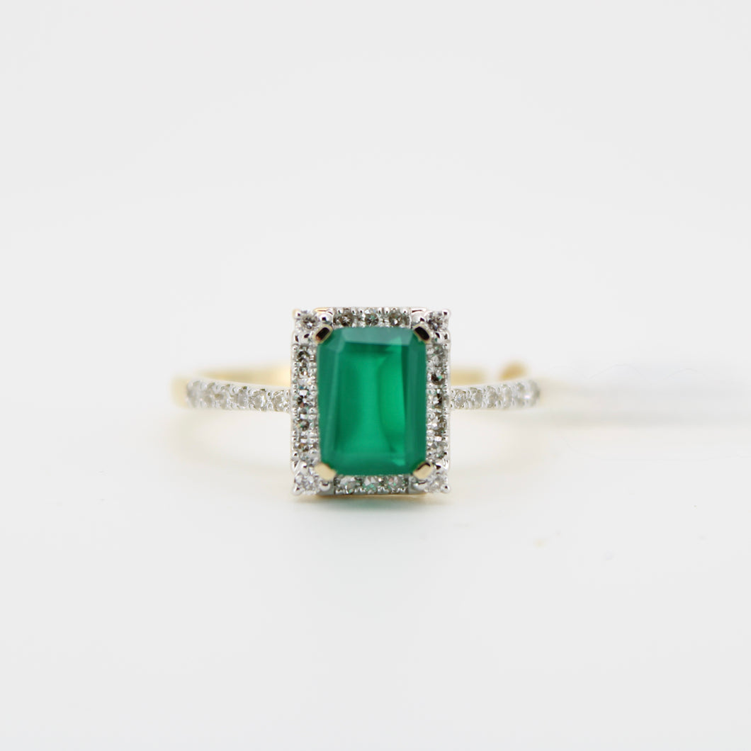 Anillo oro amarillo 14k con Esmeralda y diamantes.