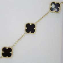 Cargar imagen en el visor de la galería, Pulsera trébol en oro amarillo 10k con ónix.