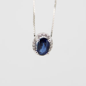 Gargantilla oro blanco 14k con zafiro y diamantes.