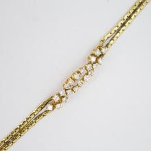 Cargar imagen en el visor de la galería, Brazalete en oro amarillo 14k con diamantes.