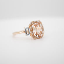 Cargar imagen en el visor de la galería, Anillo fabricado en oro rosa de 14k, con morganita, aguamarina y diamantes