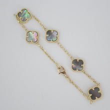 Cargar imagen en el visor de la galería, Pulsera trébol en oro amarillo 14k con perla.