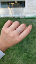 Cargar imagen en el visor de la galería, Churumbela en oro amarillo 14k con rubíes y diamantes.
