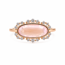 Cargar imagen en el visor de la galería, Anillo fabricado en oro rosa de 14k, con cuarzo rosa y diamantes.