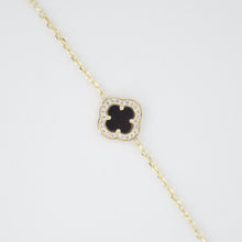 Cargar imagen en el visor de la galería, Pulsera trébol en oro amarillo 14k con ónix.