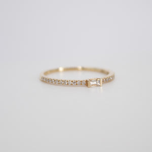 Churumbela en oro rosa 14k con diamantes.