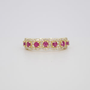 Churumbela en oro amarillo 14k con rubíes y diamantes.
