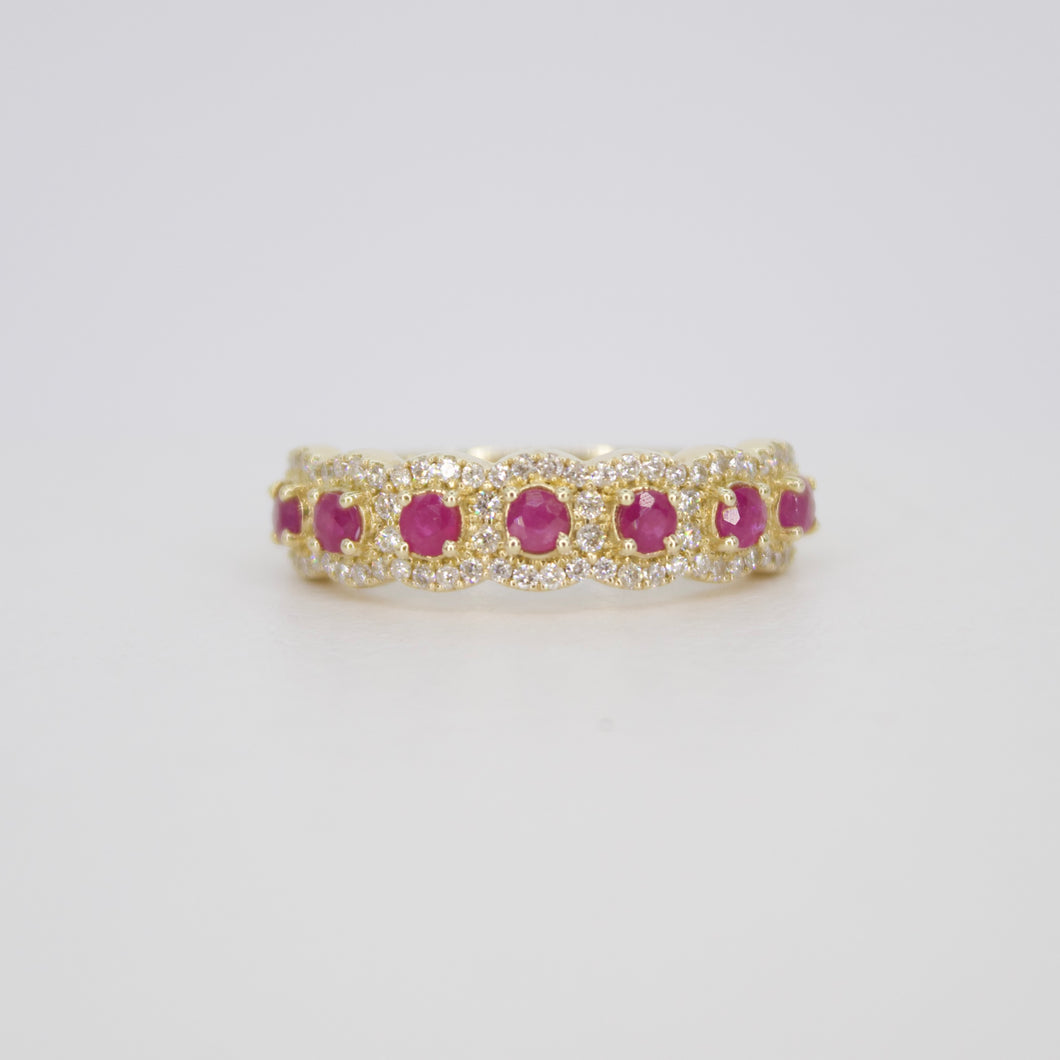 Churumbela en oro amarillo 14k con rubíes y diamantes.