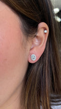 Cargar imagen en el visor de la galería, Aretes en oro blanco 14k con aguamarina y diamantes.