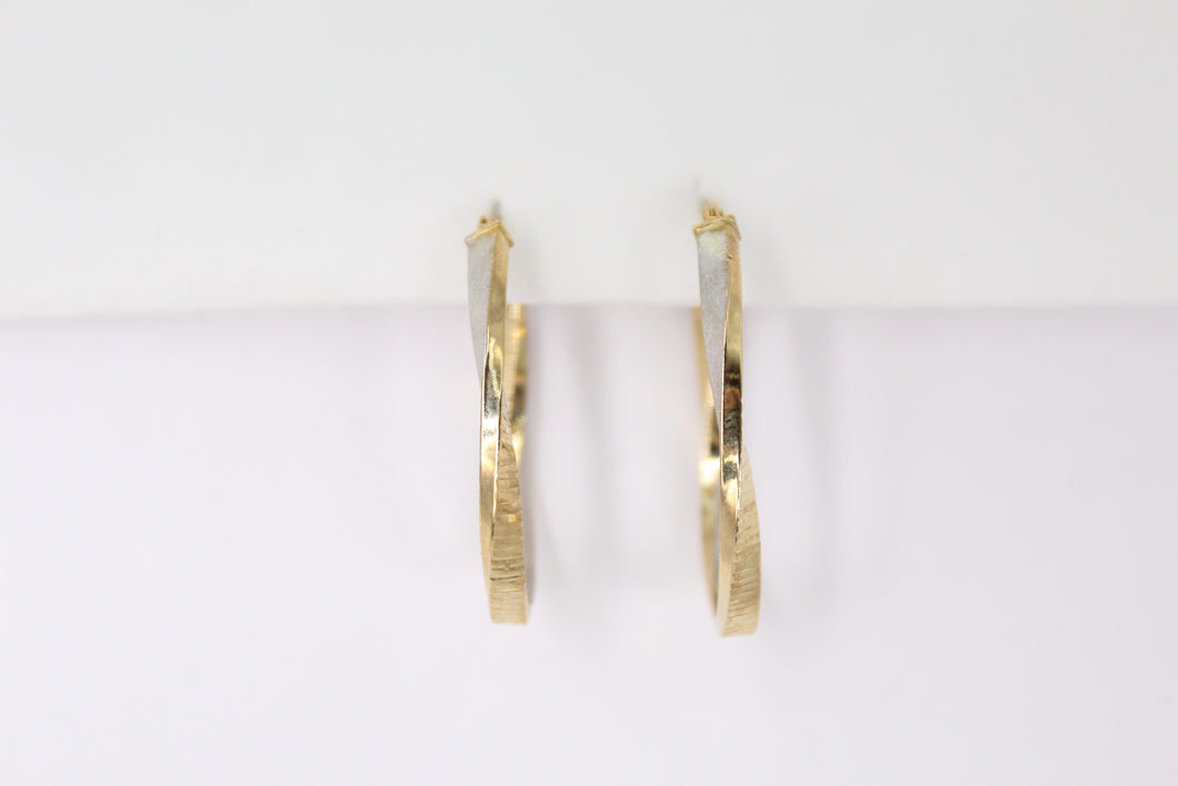 Arracadas en oro combinado 14k.