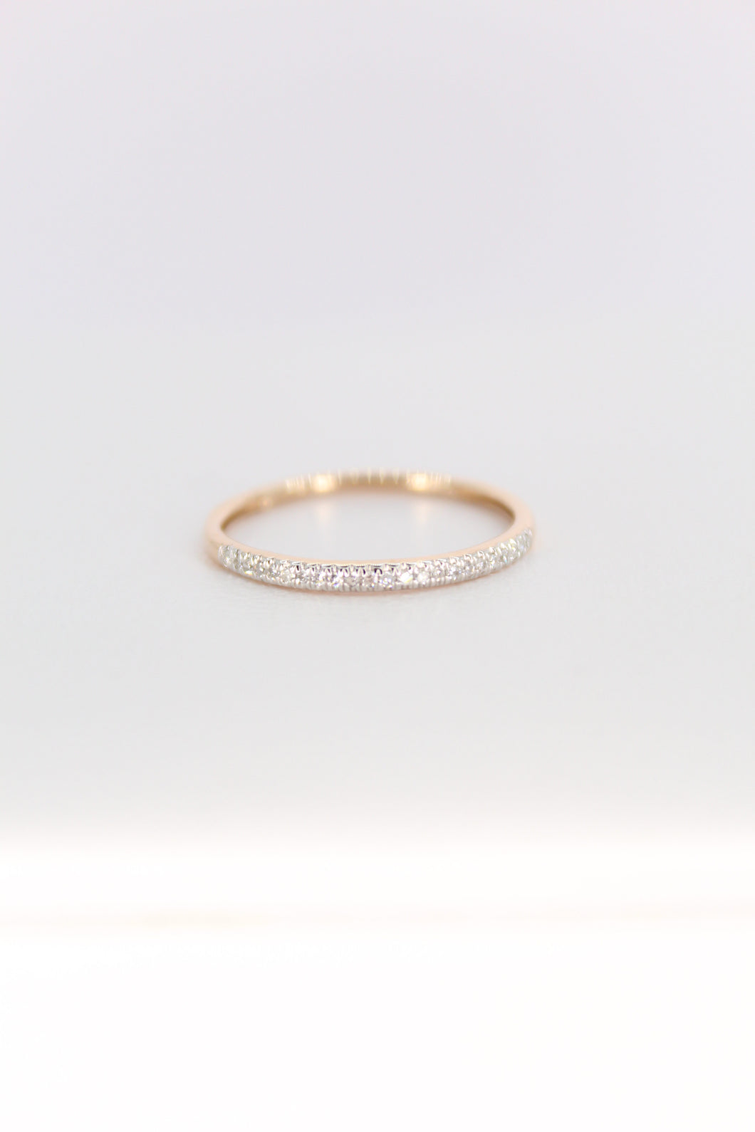 Churumbela en oro rosa 14k con diamantes.