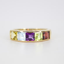 Cargar imagen en el visor de la galería, Juego en oro amarillo 14k con piedras naturales.