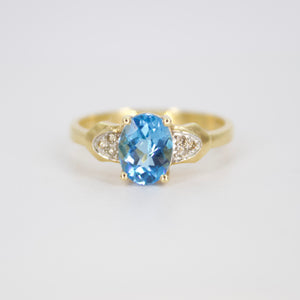 Juego en oro amarillo 14k con topacio y diamantes.