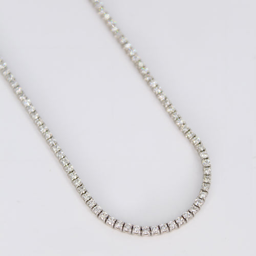 Tennis necklace en oro blanco 14k con diamantes.