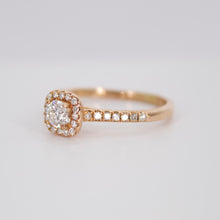 Cargar imagen en el visor de la galería, Anillo en oro rosa 14k con diamantes