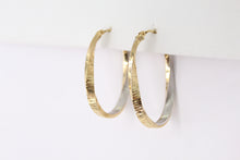 Cargar imagen en el visor de la galería, Arracadas en oro combinado 14k.