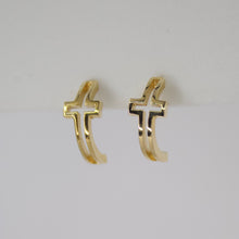 Cargar imagen en el visor de la galería, Arete huggie en oro amarillo 14k.