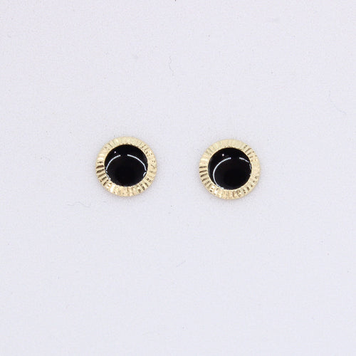 Broquel bisel en oro amarillo 14k.